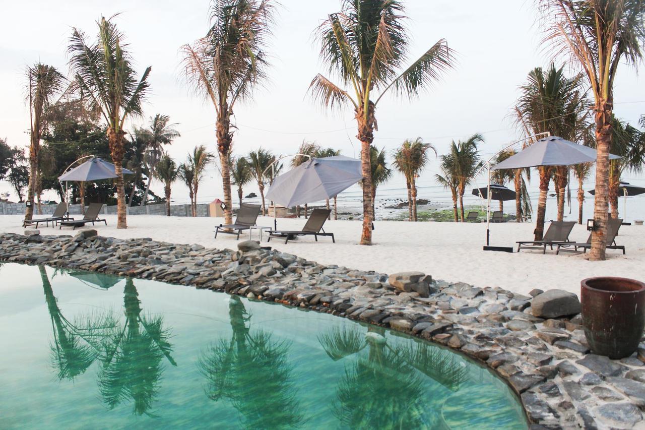 Eagles Beach Resort ファンティエット エクステリア 写真