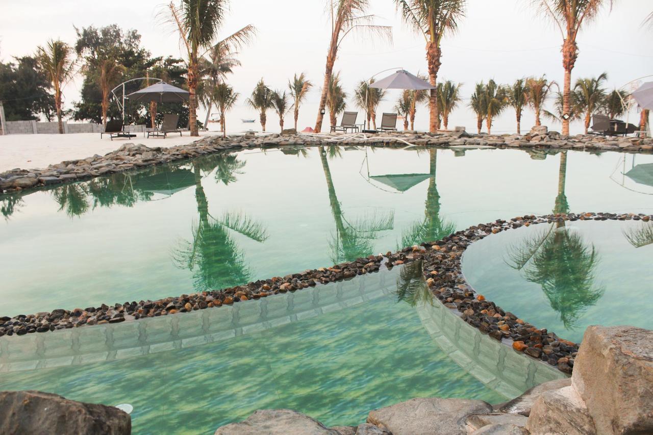 Eagles Beach Resort ファンティエット エクステリア 写真